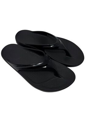OOFOS OOlala Sandals